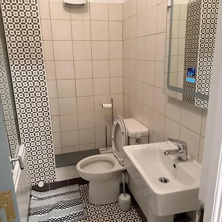 דירה Retreat 2 Bed In Village 14 Days Minimum