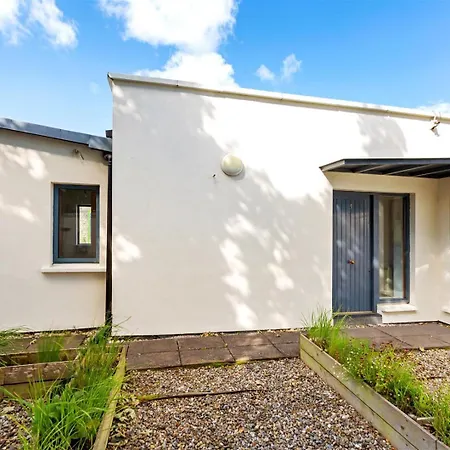 דירה Retreat 2 Bed In Village 14 Days Minimum